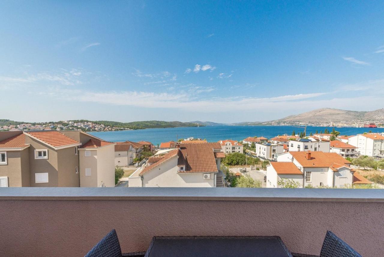 Apartments Ivana-Mira Okrug Gornji Buitenkant foto
