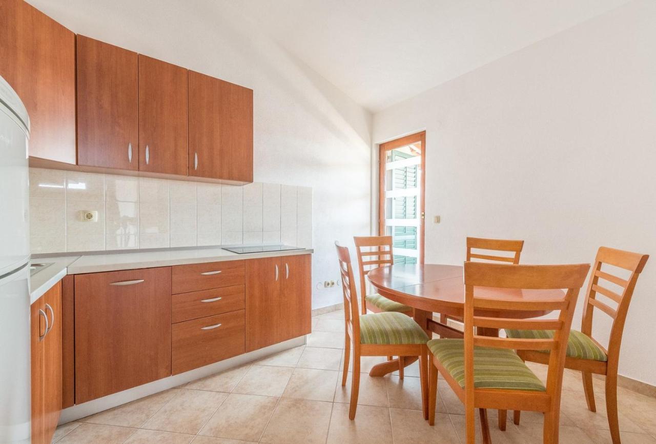 Apartments Ivana-Mira Okrug Gornji Buitenkant foto