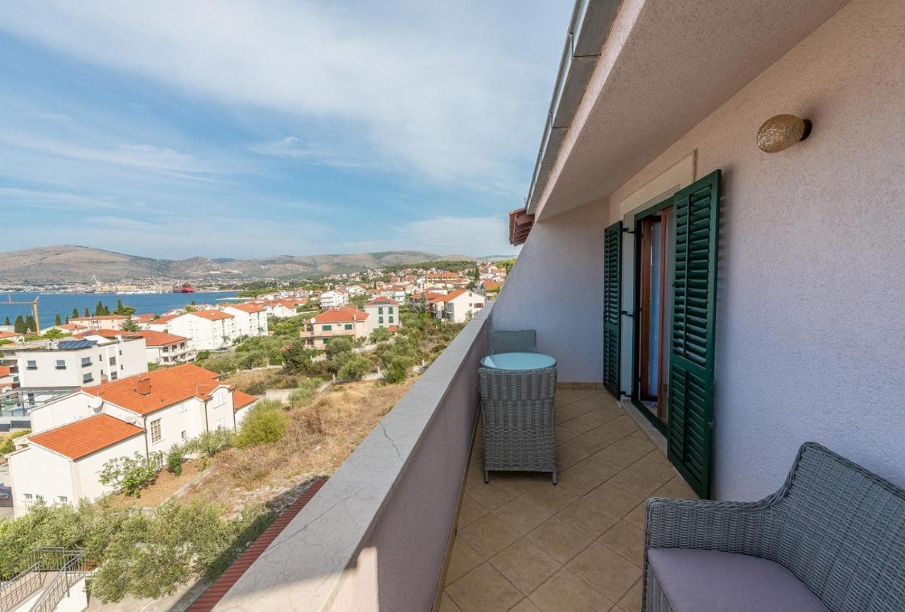 Apartments Ivana-Mira Okrug Gornji Buitenkant foto