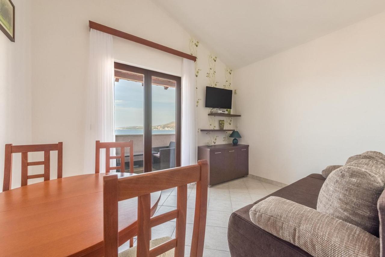 Apartments Ivana-Mira Okrug Gornji Buitenkant foto