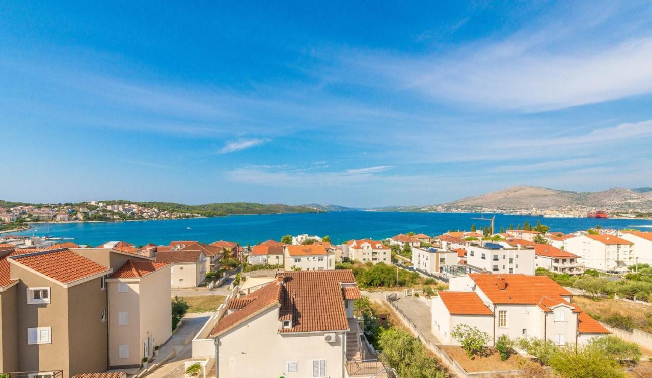 Apartments Ivana-Mira Okrug Gornji Buitenkant foto
