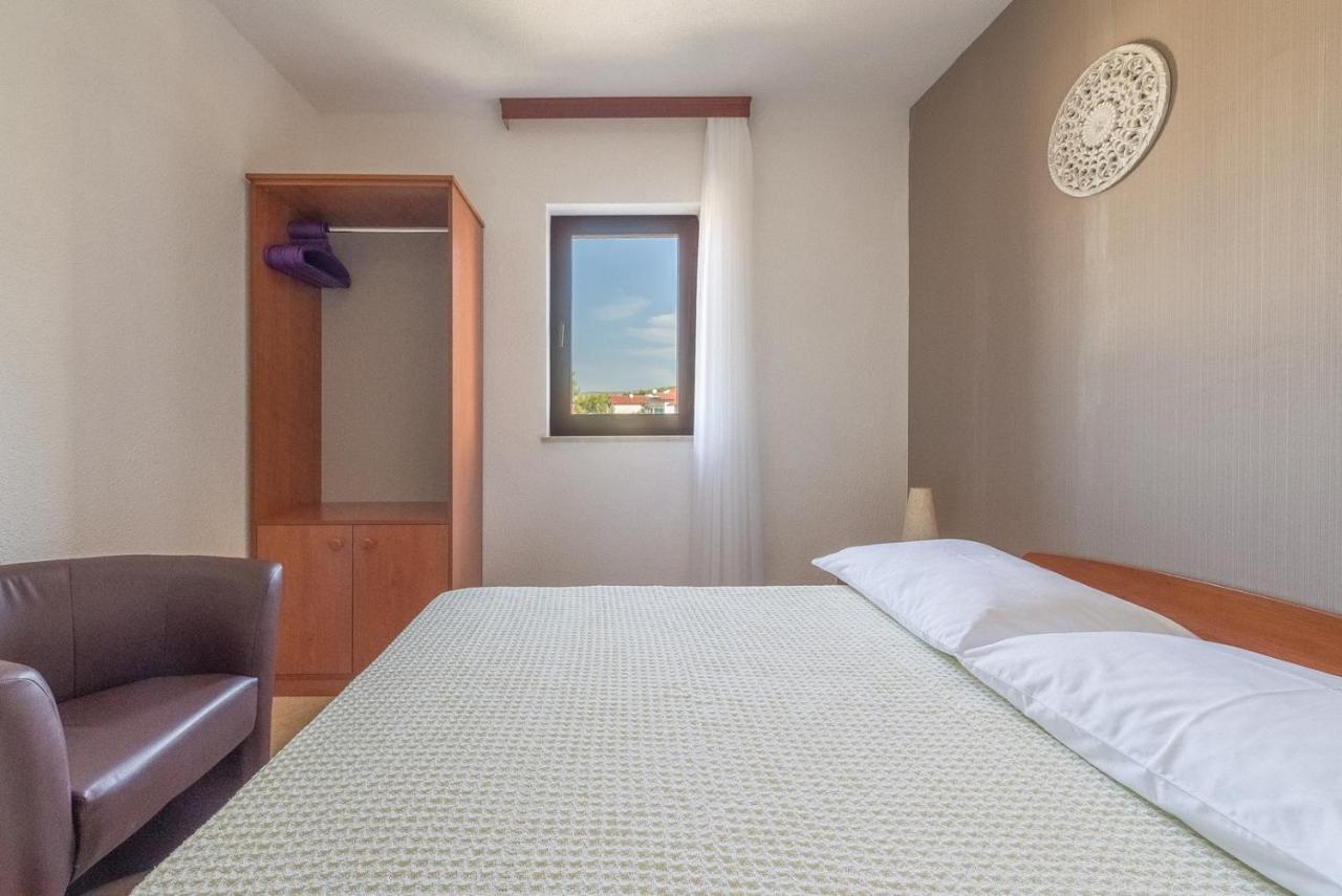 Apartments Ivana-Mira Okrug Gornji Buitenkant foto