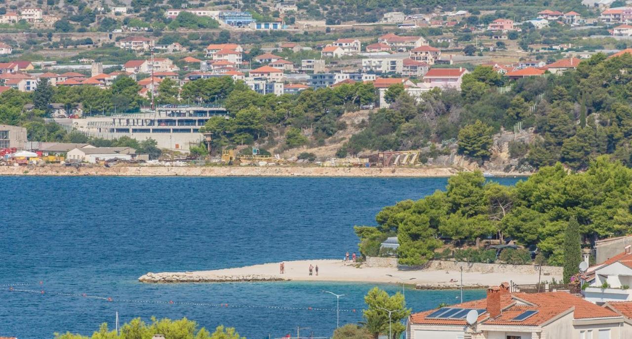 Apartments Ivana-Mira Okrug Gornji Buitenkant foto