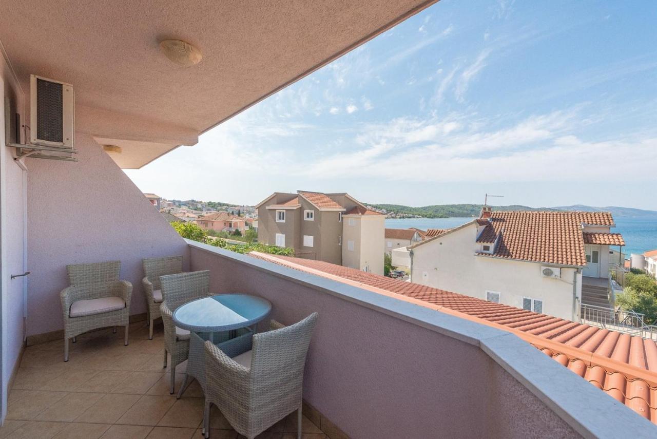 Apartments Ivana-Mira Okrug Gornji Buitenkant foto