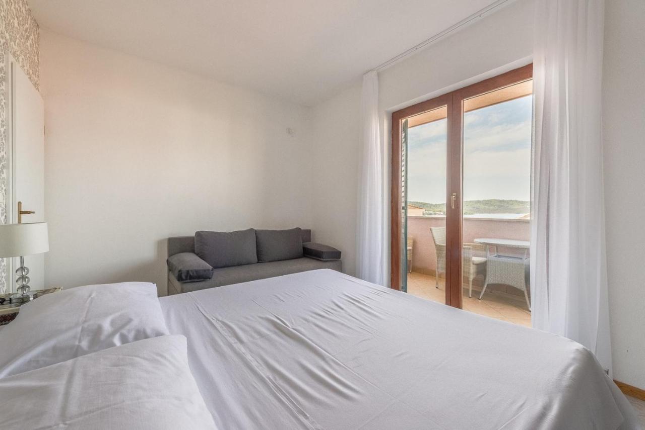 Apartments Ivana-Mira Okrug Gornji Buitenkant foto