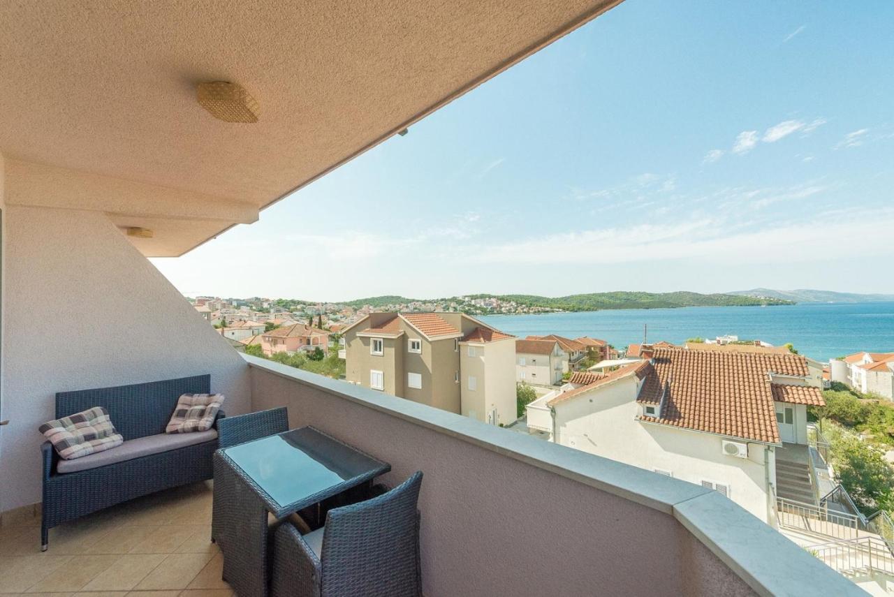 Apartments Ivana-Mira Okrug Gornji Buitenkant foto